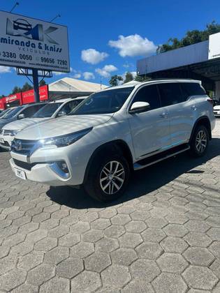 TOYOTA HILUX SW4 2.8 SRX 4X4 16V TURBO INTERCOOLER DIESEL 4P AUTOMÁTICO